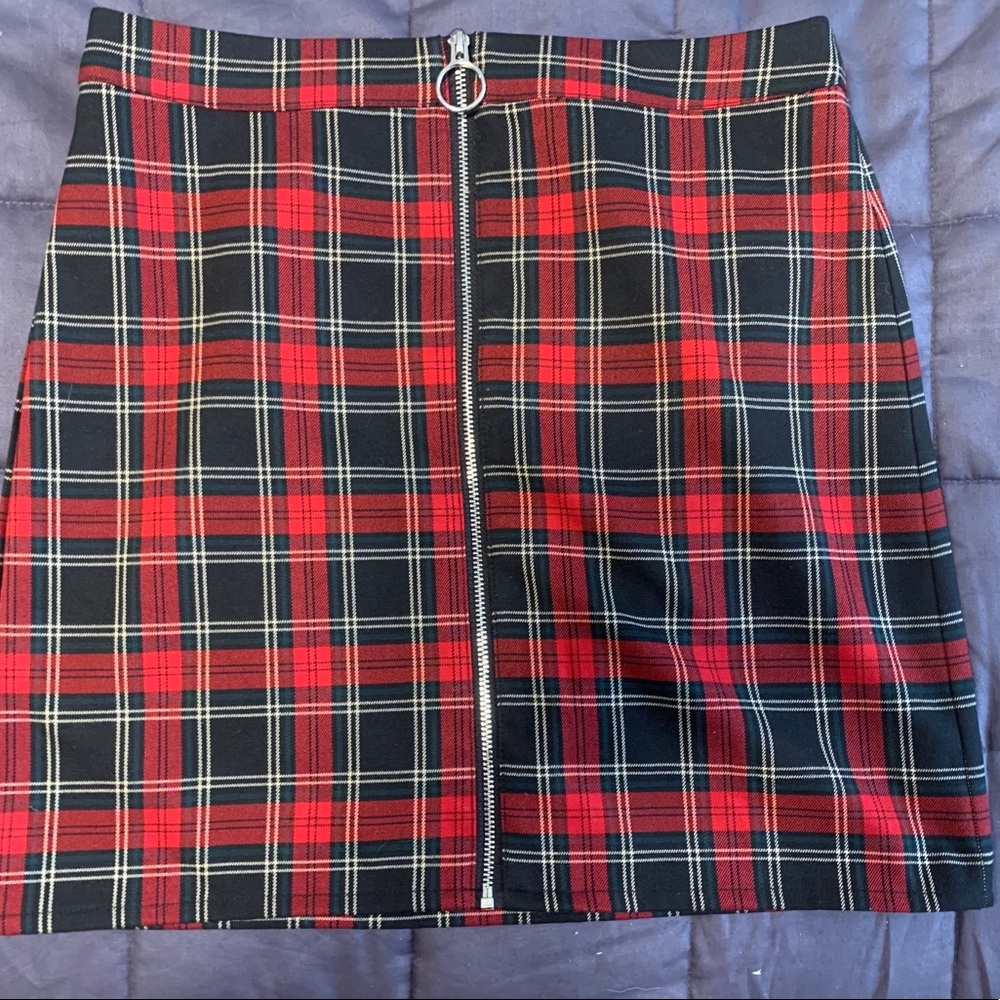 cute plaid zip up pencil skirt